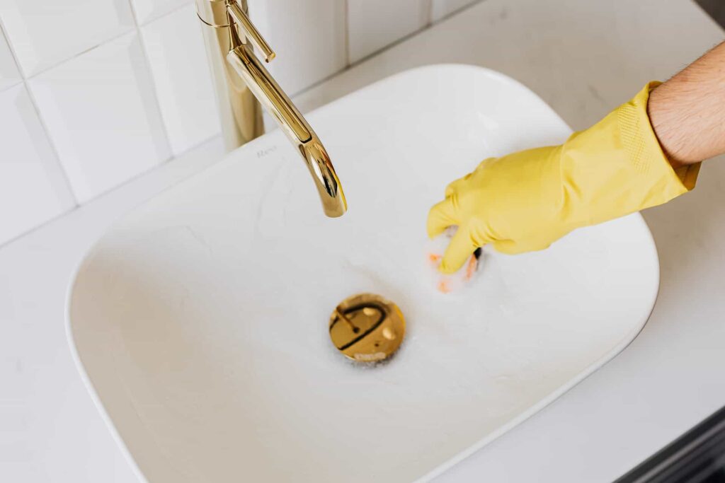 clean sink